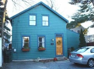 19 Lytherland Pl, Providence, RI 02909