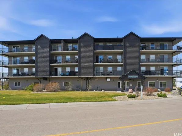UNIT 305-2426 Buhler AVENUE, North Battleford, SK S9A 1R5