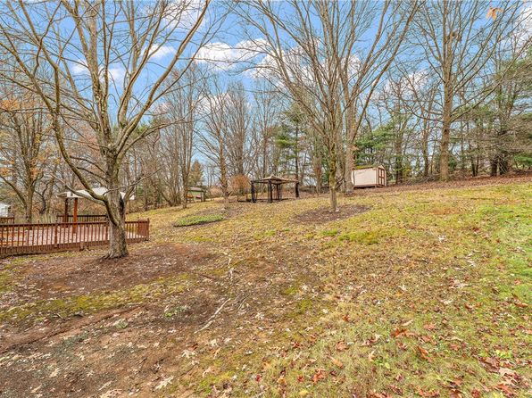 110 Farmingdale Rd, Wexford, PA 15090
