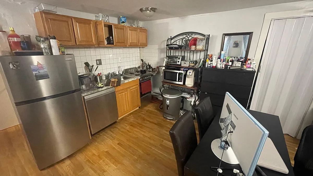 Building Photo - 679 Massachusetts Ave #B
