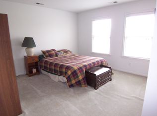 22 Newtown Blvd, Robbinsville, NJ 08691