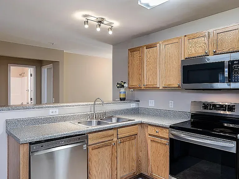 1801 Trailwood Heights Ln — Photo 11