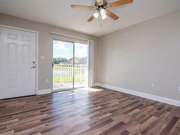 5th image of 215 Lake Brook Cir Unit 107