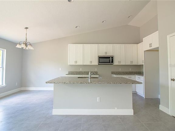 4th image of 469 Britten Dr