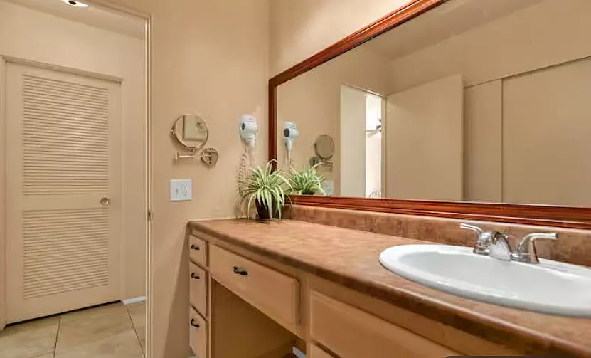 1 bed, 576 sqft, $2,000 — Photo 4