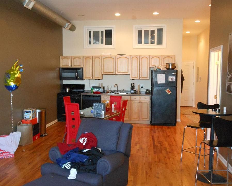 1st image of 1314 N Milwaukee Ave