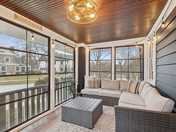 2nd image of 518 Vine Ave