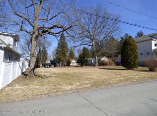 1413 Maple St, Scranton, PA 18505