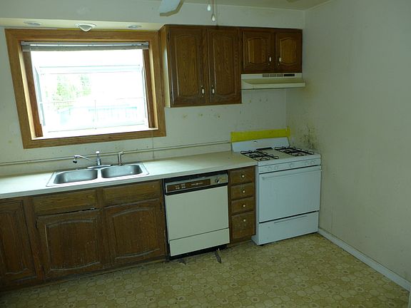 5th image of 1212 Meadowbrook Dr