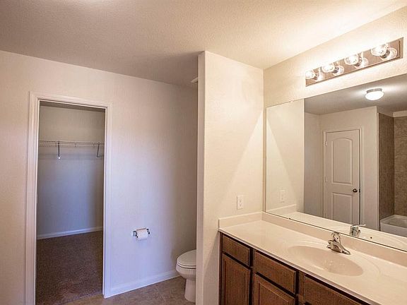 3rd image of 244 Elm Patch Dr