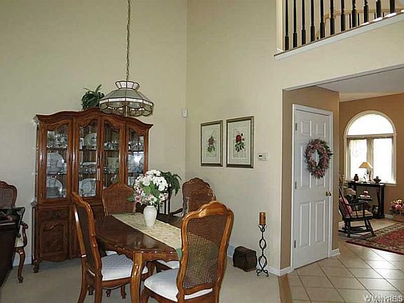 5th image of 341 White Oak Ln