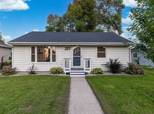 307 S 4th St, Le Sueur, MN 56058