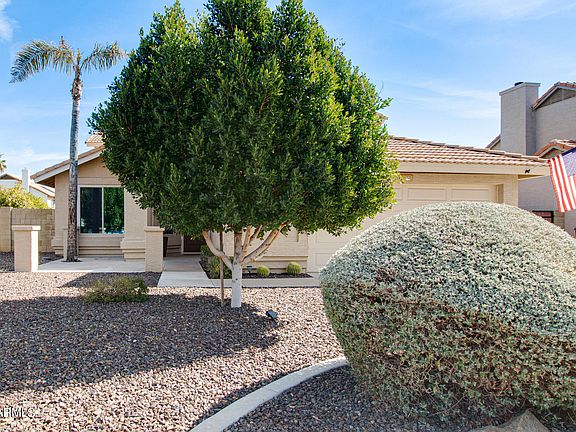2nd image of 17607 N 56TH Place