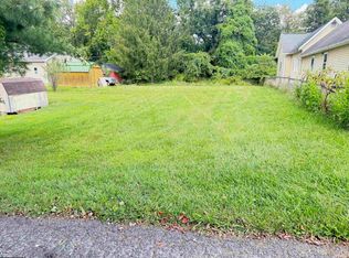 Henderson Ave, Clarksburg, WV 26301