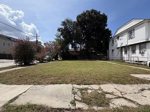 2nd image of 235 S Telemachus St