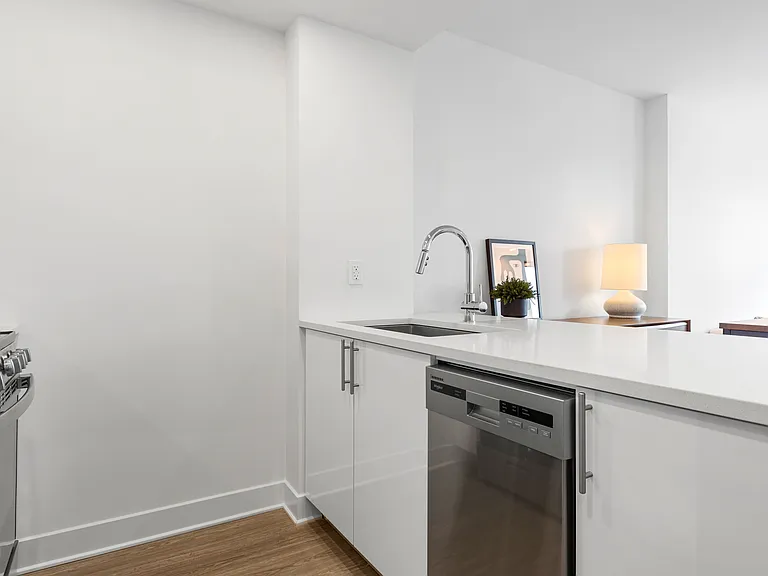 265 Rideau St — Photo 20