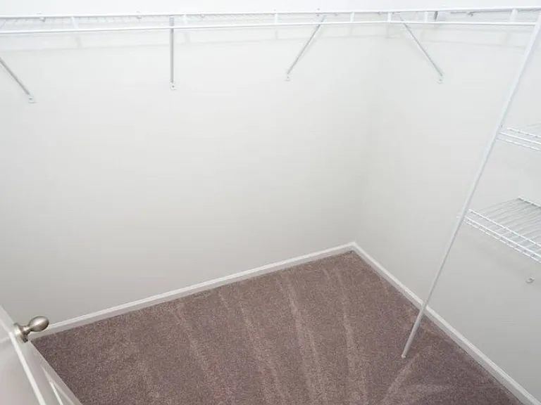 529 Calhoun Falls Dr — Photo 11