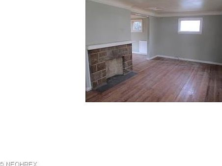 3rd image of 4207 Archwood Ave