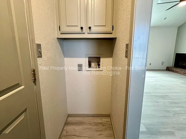 1709 Brooken Hill Dr — Photo 10