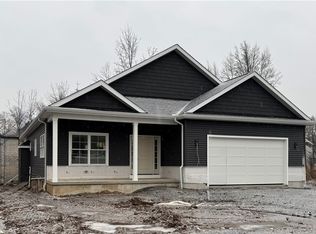 55 Birch Ln, Amherst, NY 14221