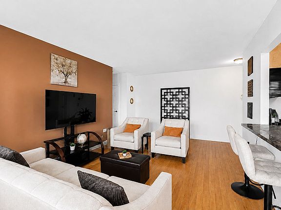 4th image of 400 Cozine Ave APT 5E