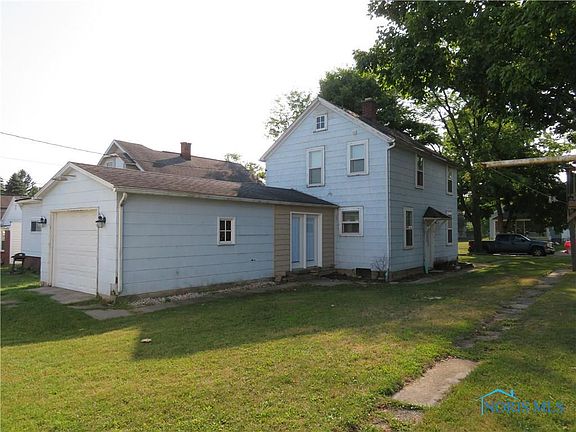 2nd image of 421 S Lynn St