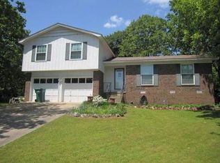24 Eagle Rock Dr, North Little Rock, AR 72120