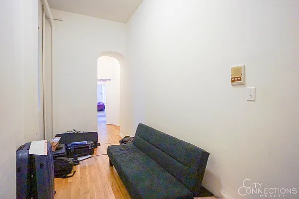 Rented by City Connections Realty | media 39