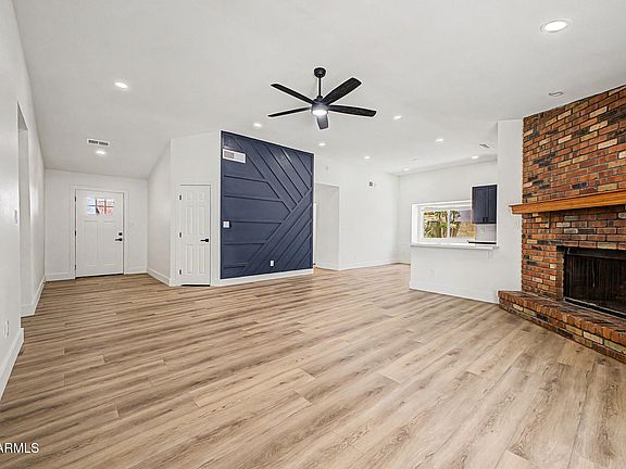 4th image of 491 E SAN ANGELO Avenue