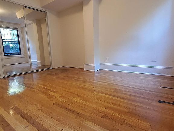 4th image of 42 Gates Ave #1