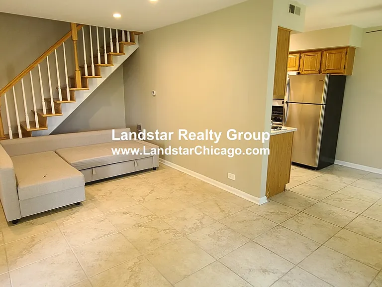 1170 Cove Dr — Photo 1