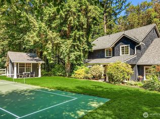 7703 Fletcher Bay Rd NE, Bainbridge Island, WA 98110