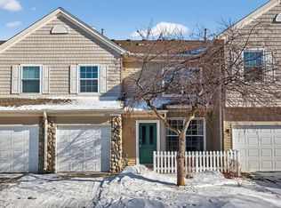 1887 Wildflower Ct, Shoreview, MN 55126