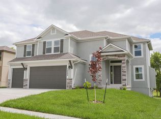 12205 White Oak St, Peculiar, MO 64078