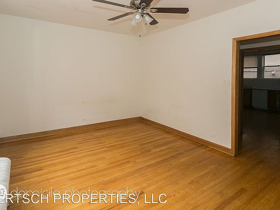 5th image of 4442 N Western Ave APT 2A