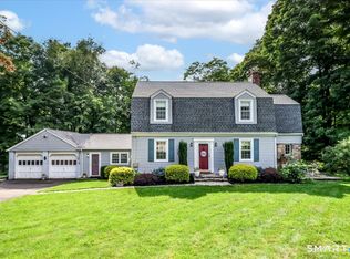 10 North Beech Tree Road, Brookfield, CT 06804