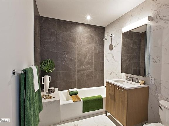 5th image of 86 Fleet Pl APT 6L
