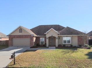 2721 Ascension Ct, Marrero, LA 70072