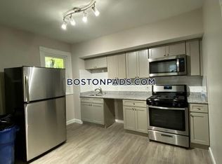 7 Chetwynd Rd #1, Cambridge, MA 02140