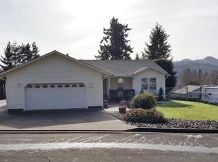 1736 E 6th Ave, Sutherlin, OR 97479