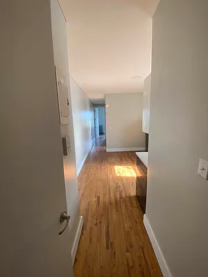 Rented by Hagstrom Management Inc | media 4