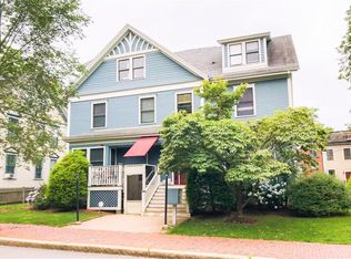 364 Harvard St APT 4, Cambridge, MA 02138