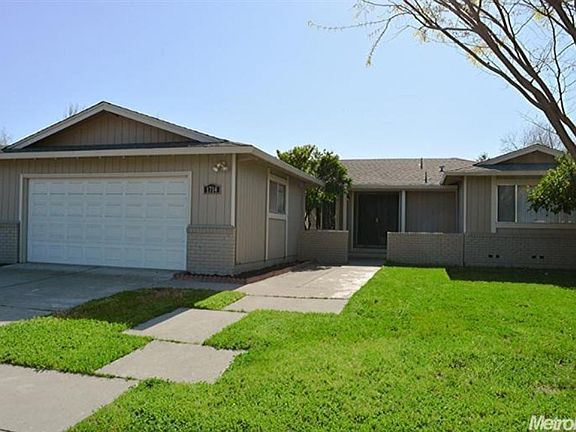 2nd image of 1714 Chaparral Way