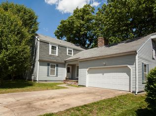 2038 S Wellington Ave, Springfield, MO 65807