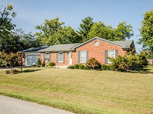 10605 Helmsdale Ln, Douglass Hills, KY