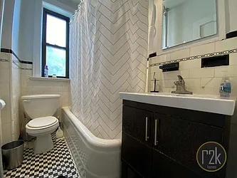 Rented by Realty 2000 Corp