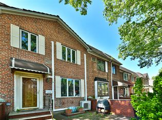 10821 64th Rd, Forest Hills, NY 11375