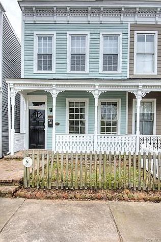 1st image of 809 China St