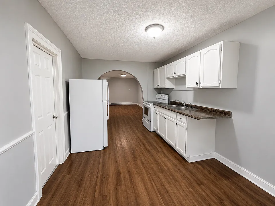 50 Hopkins St #1W