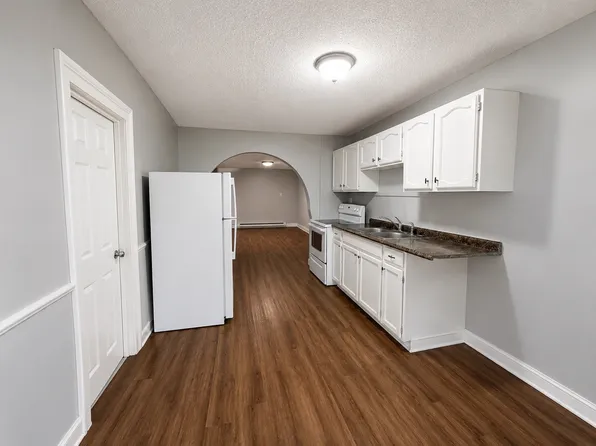 50 Hopkins St APT 1W, Waterbury, CT 06704